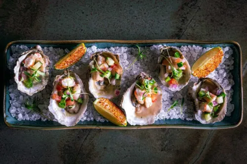 A plate of Oysters on the half-shell at La Neta Las Vegas