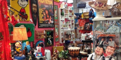 This is the Sin City Pickers Antique Mall and Collectibles store in Las Vegas