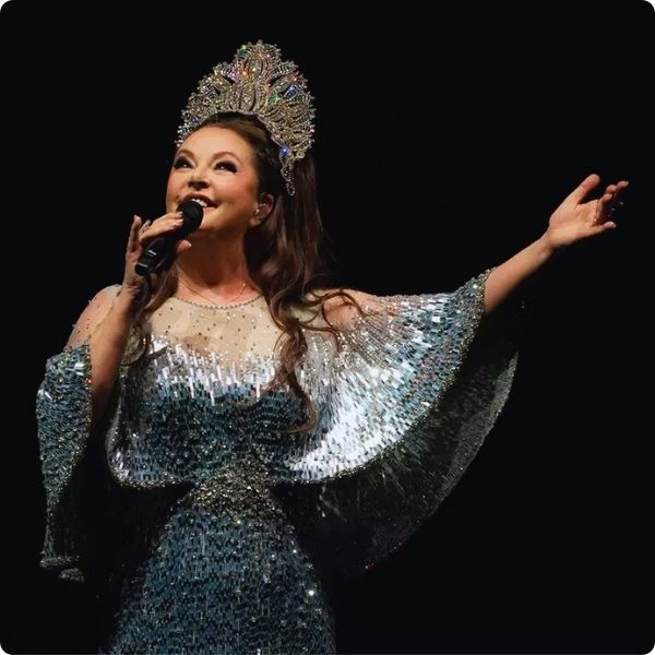 Sarah Brightman A Christmas Symphony Concert in Las Vegas