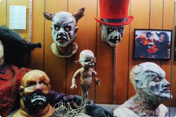 Tom Devlin’s Monster Museum