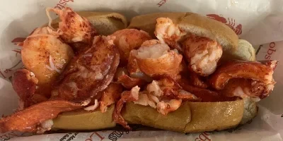 Cousins Maine Lobster Roll from Las Vegas Food Truck